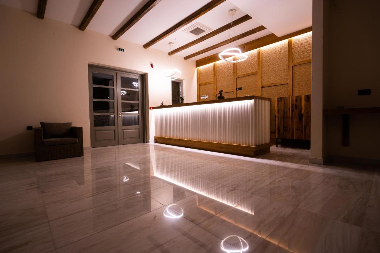 Kouros Blanc Resort & Suites Пунда Экстерьер фото